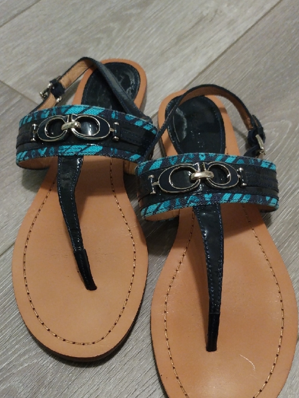 Coach Women’s Teal & Black Sandals - Picture 16 of 17